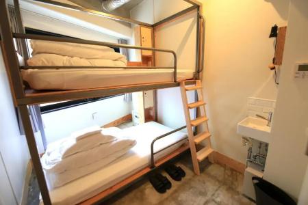 Wise Owl Hostels Shibuya - 42