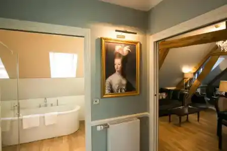 Best Western Premier Grand Monarque & Spa - 89
