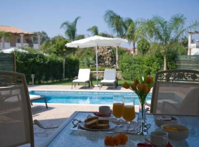 Mamfredas Luxury Resort - 6