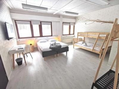 Goiglo & Hostel - 4