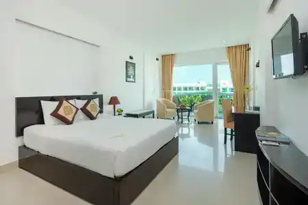The Sailing Bay Beach Resort - 92