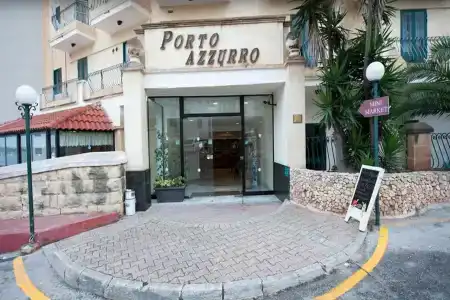 Porto Azzurro Aparthotel - 0