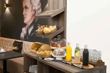 ArtAna Amadeus - 14