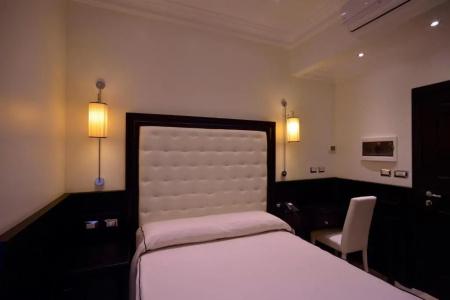 Vaticano Royal Suite Guest House - 40