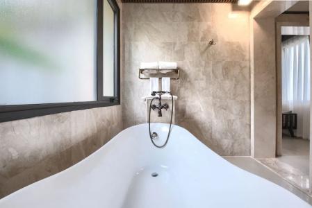 The Blossom Resort – Onsen & Foot Massage Inclusive - 298