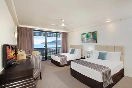 Rydges Esplanade - 59