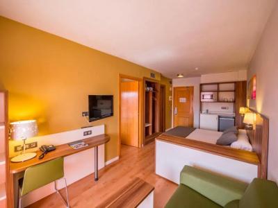 Golden Avenida Family Suites 4* - 23