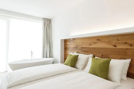 Garda Lake Suite - 89