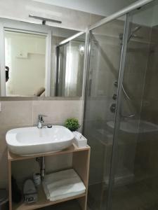 Guest House Via Marina B&B - 8