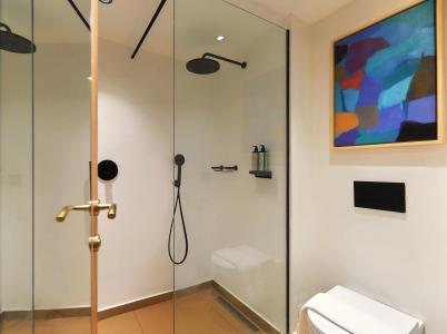 Zephyros Beach Boutique - 7