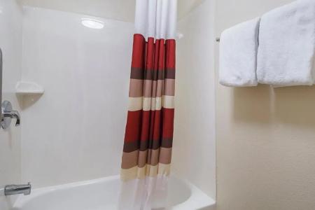 Red Roof Inn Plus + Phoenix West - 57