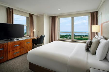 Hilton Chicago - 40