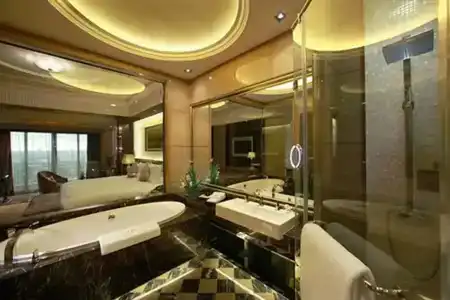 Chateau Star River Pudong - 24