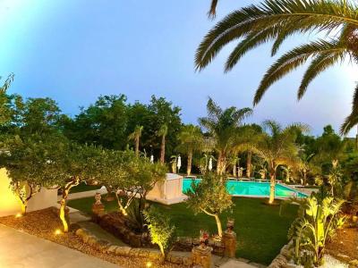 Emesh Boutique Suite - 50