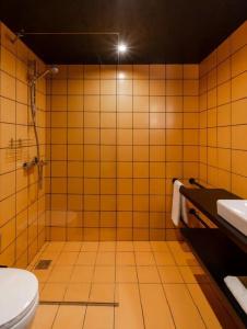 Globe Runner Hostel - 68