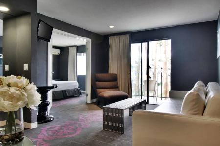 Serene Vegas Boutique - 10