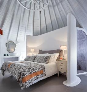 Absolute Mykonos Suites & More - 53