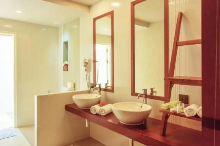 Sun Island Resort & Spa - 8