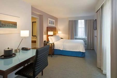Hampton Inn Seaport Financial District - 29