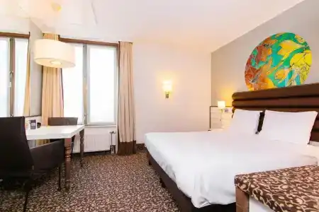 Golden Tulip Central - 79