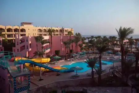 Le Pacha Resort - 37