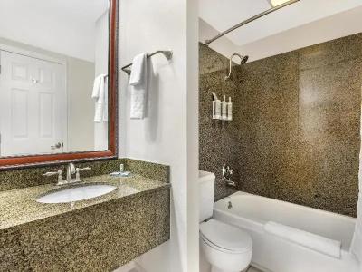 Best Western Pier Point Inn - 55