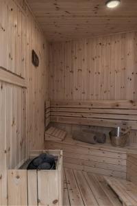 Akra Suites - 9
