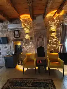 Acropolis Cave Suite - 62