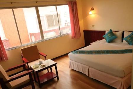 Chumphon Palace - 43