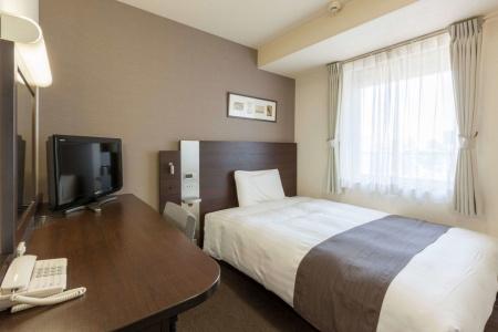 Comfort Yokohama Kannai - 6