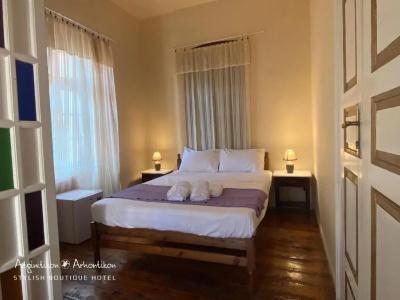 Aeginitikon Arhontikon Stylish Boutique - 22