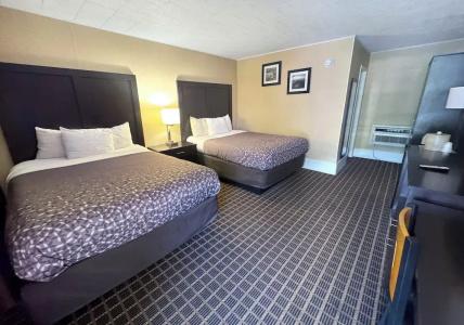 Castlewood Inn - 27