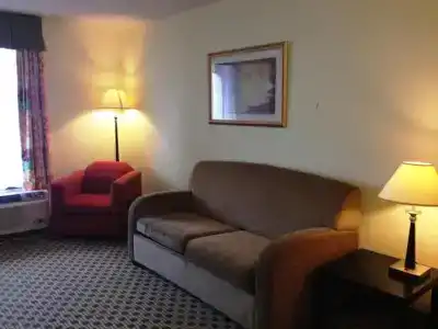 Days Inn By Wyndham Grapevine Dfw Airport North - 16