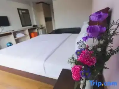 Phatra Boutique - 19