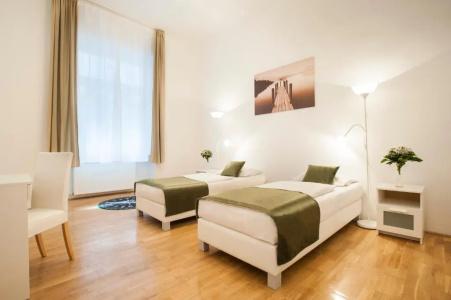 Baross City - Budapest - 80