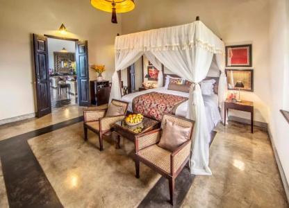 Mayurana by Edwards Collection - 83