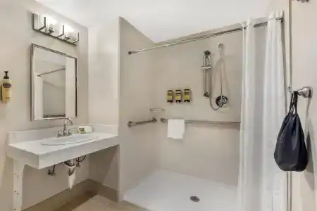 Best Western Plus - 96