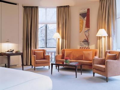 One Aldwych - 2