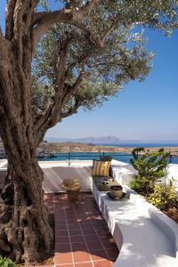 Maris Lindos Suites & - 10