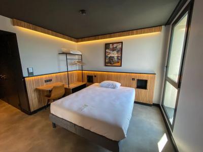 b&b hôTel Clermont Ferrand Centre - 42