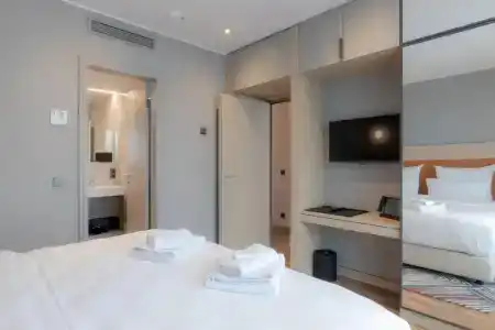Fourty Three Luxury Serviced - 93