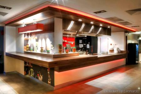 ibis Kiev City Center - 25