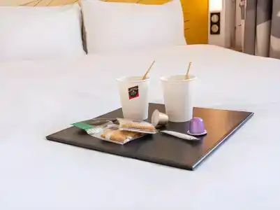 b&b hôTel Marseille Centre La Joliette - 2