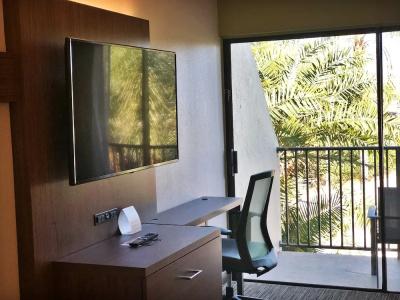 Holiday Inn Express - West, An Ihg - 35