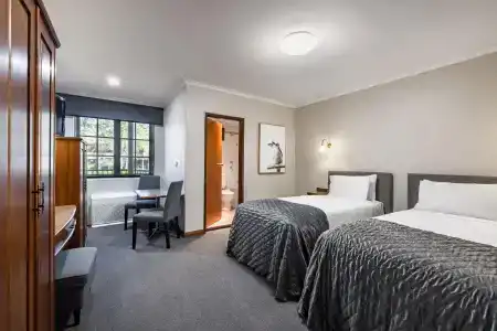 Adelaide Inn - 3