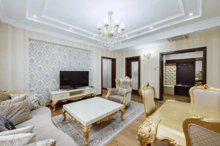 Royal Residence - 228