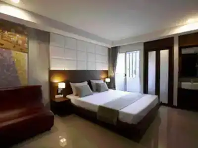 The Bangkok Cha Cha Suite - 18