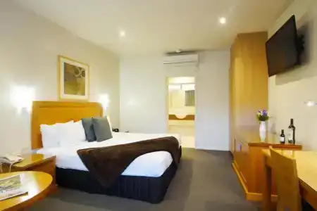 The Wyndhamere - 29