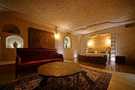 Castle Cave - 33