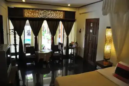 Ruean Thai - 86